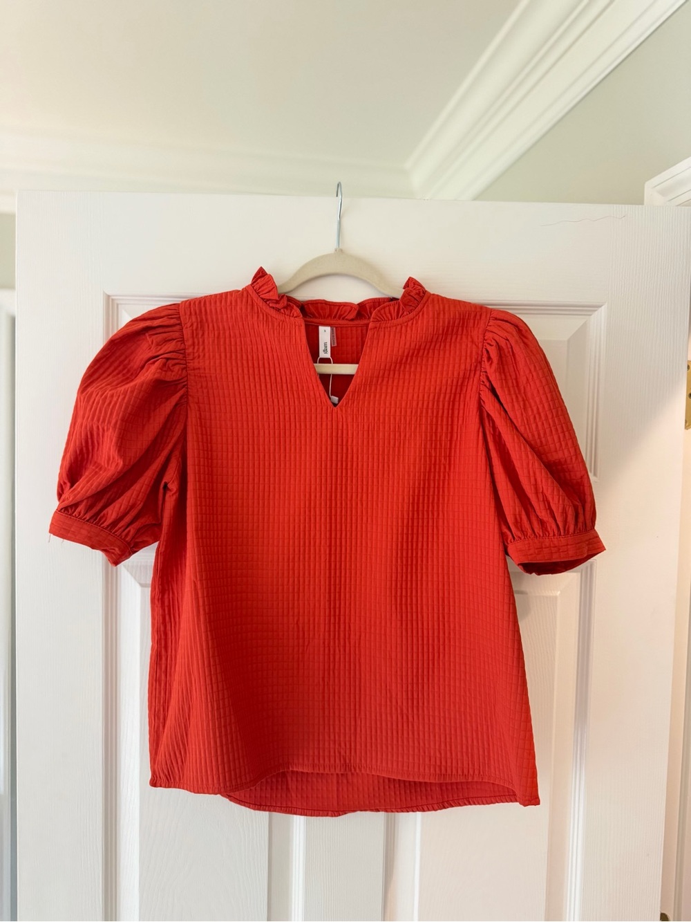 glam  Puff-Sleeve Textured Blouse